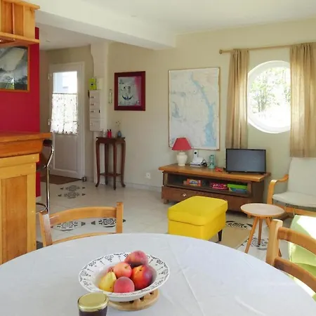 Home, Holiday home *