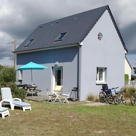 Holiday home Home, Denneville